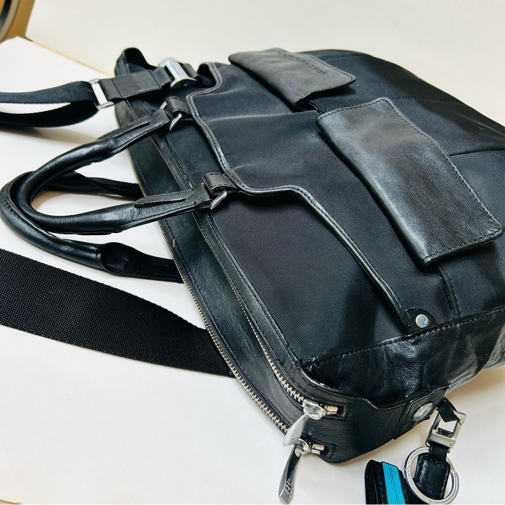 Piquadro Italian Leather & Nylon Unisex Briefcase Gently Used - Picture 11 of 16